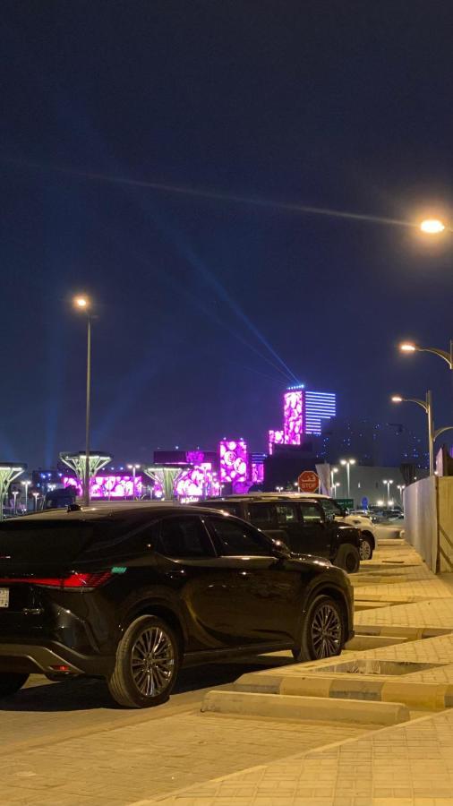 استديو انيق بموقع مميز بقرب البوليفارد * Riyadh